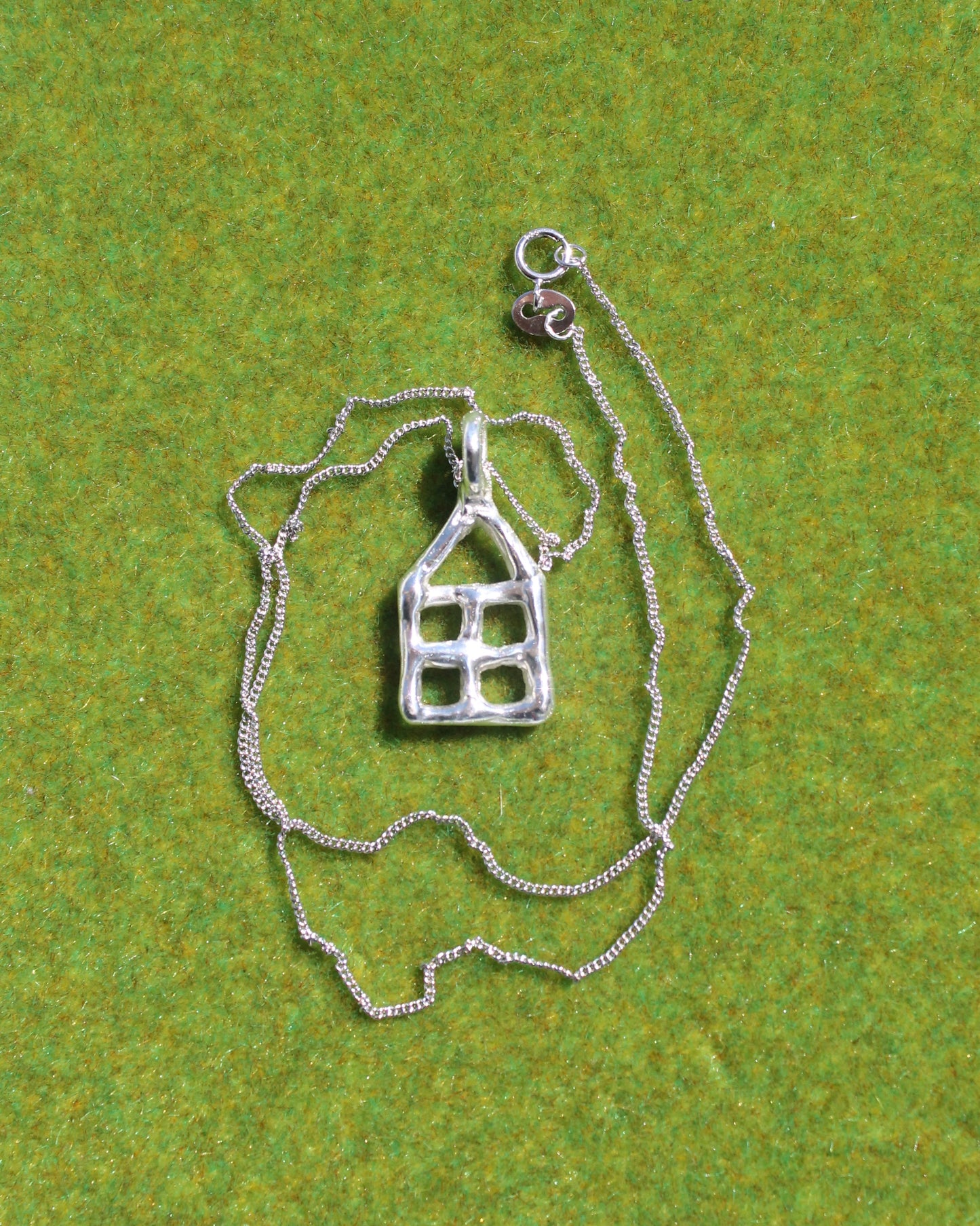 HOUSE PENDANT