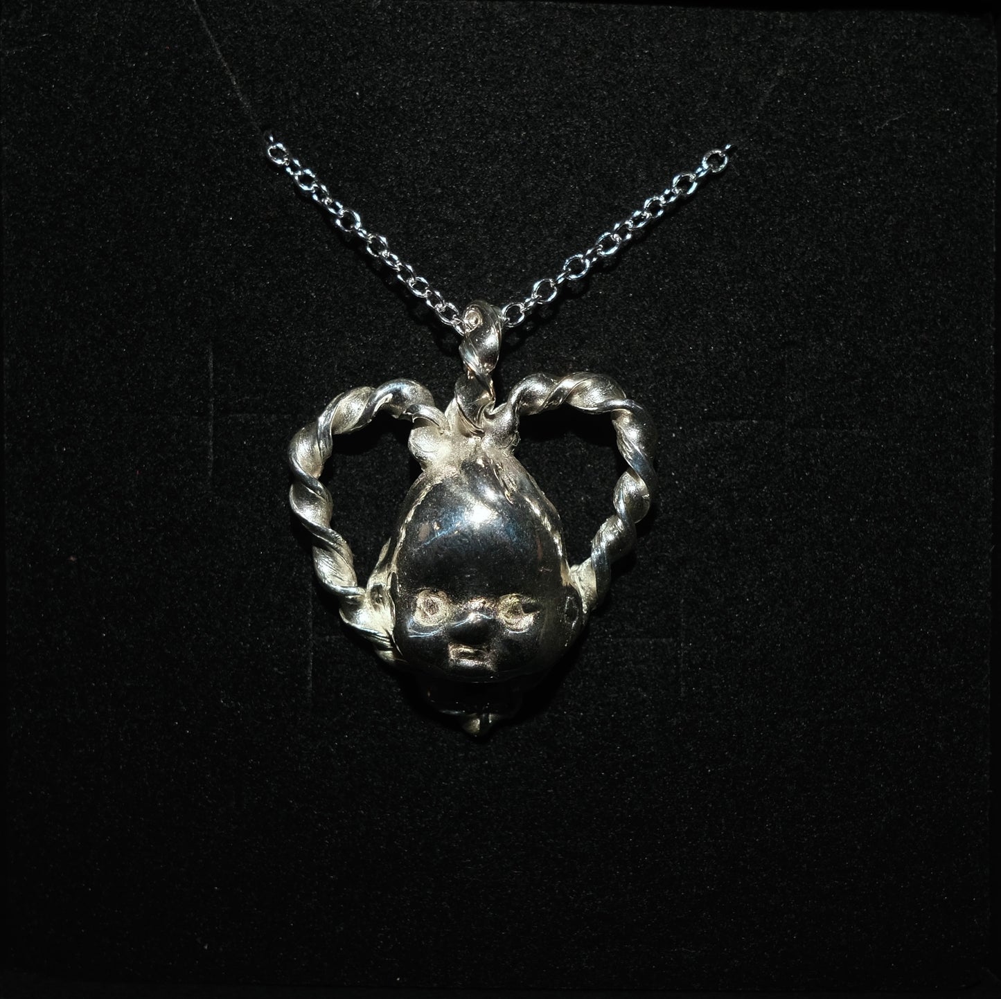 KEWPIE TWIST HEART