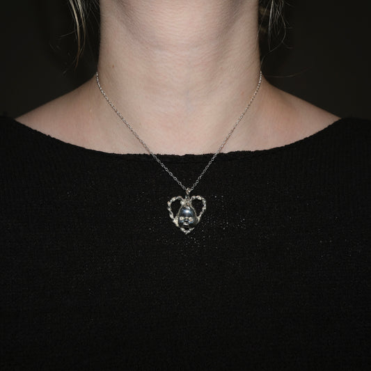 KEWPIE TWIST HEART